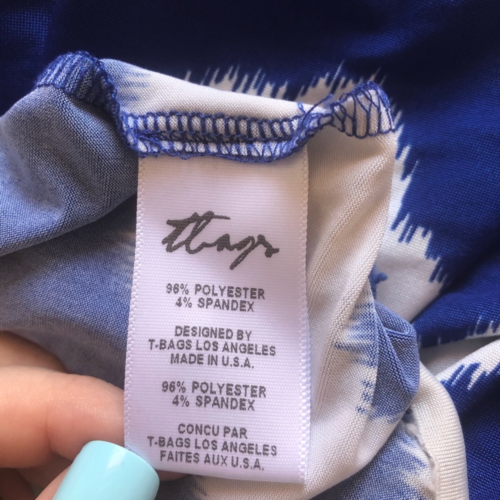 T-bags Los Angeles Blue & White Chevron Maxi Halter Dress Size Medium - Picture 8 of 8